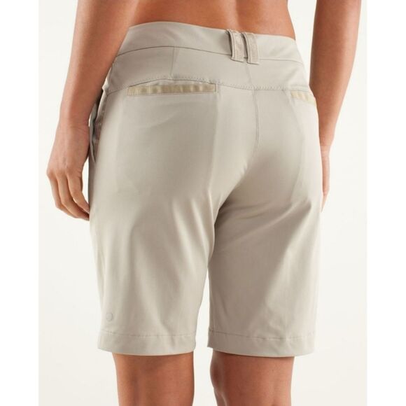Lululemon Club Shorts size 6 - Picture 2 of 8